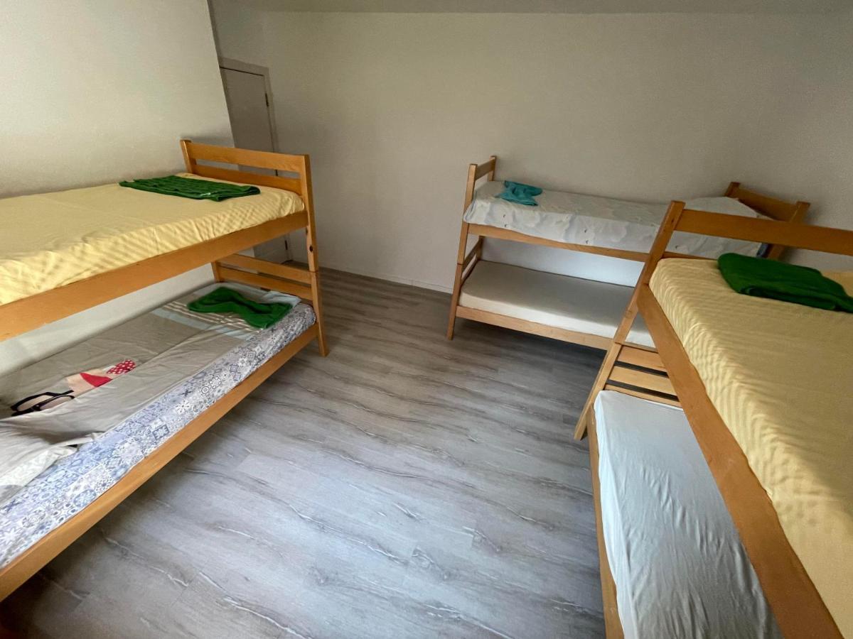 Rock Hostel Pristina Kültér fotó